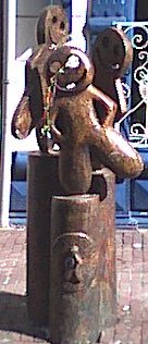 Bronzen beeldje van de Ziepesjprènger van Tanja Webber op initiatief van de Mander.